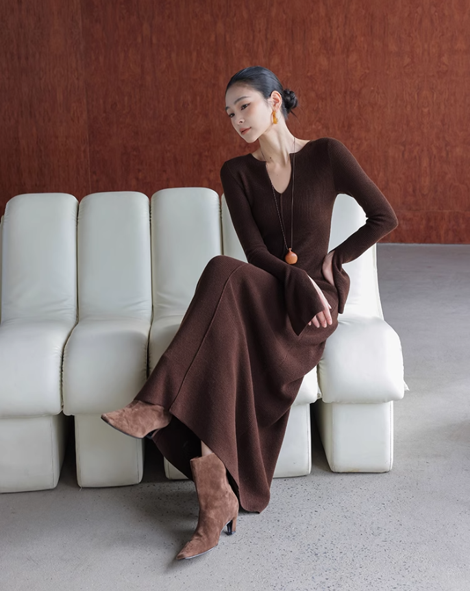 A-line long knit dress