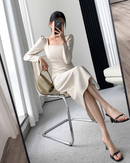 Elegant tight square neck dress（長袖）