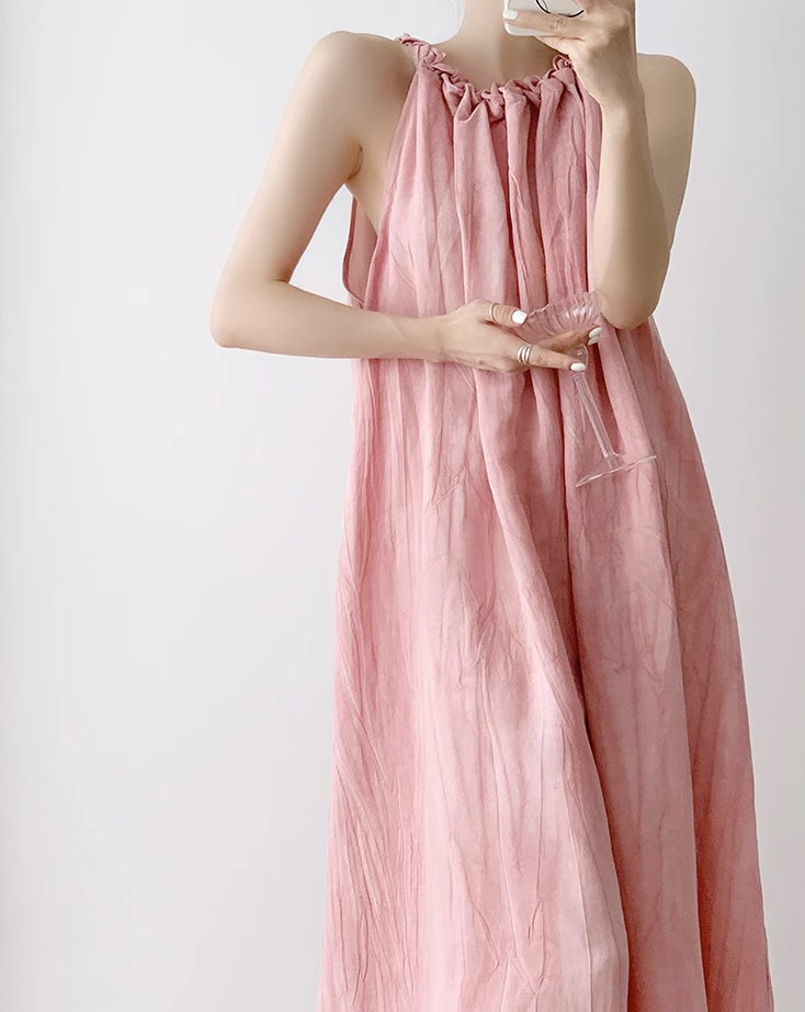 【 RINA着用 】Pink halterneck dress